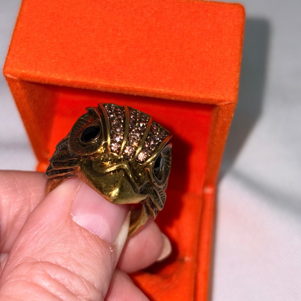 Kurt Geiger Eagle Head cocktail Ring size 7  Crystal Encrusted Statement Bird